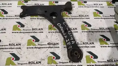 Peça sobressalente para automóvel em segunda mão braço de suspensão inferior esquerdo dianteiro por toyota corolla (e12) 2.0 d-4d linea sol berlina referências oem iam 