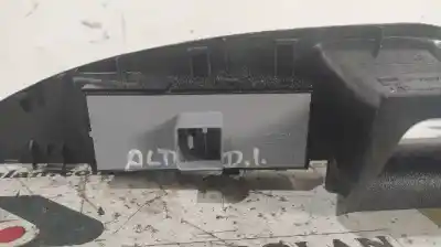 Peça sobressalente para automóvel em segunda mão botão / interruptor elevador vidro dianteiro esquerdo por seat altea (5p1) green referências oem iam   