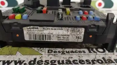 Peça sobressalente para automóvel em segunda mão caixa de fusíveis e relés por citroen c3 1.4 referências oem iam 9653667380  