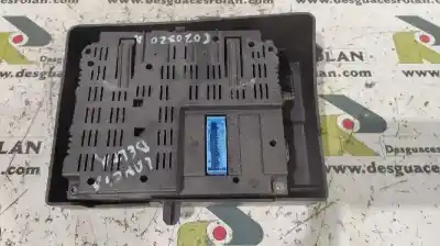 Pezzo di ricambio per auto di seconda mano scatola relè/fusibili per lancia delta (181) oro riferimenti oem iam 51809299