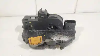 Tweedehands auto-onderdeel linker voordeur slot voor opel astra j lim. cosmo oem iam-referenties 
