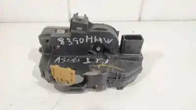 Tweedehands auto-onderdeel achter links deurslot voor opel astra j lim. cosmo oem iam-referenties 