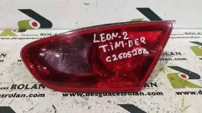 Peça sobressalente para automóvel em segunda mão farolim interior traseiro direito por seat leon (1p1) 2.0 tdi referências oem iam 1p0945094f