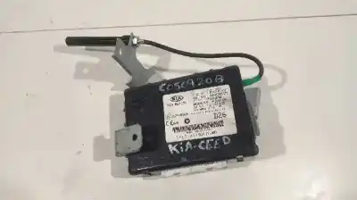 Автозапчастина б/у електронний модуль для KIA CEE'D (JD) 1.4 CRDI 90 Посилання на OEM IAM 95400A2260  