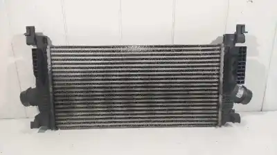 İkinci el araba yedek parçası intercooler için opel astra j lim. cosmo oem iam referansları 13267646  