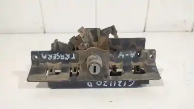 Автозапчастина б/у ЗОВНІШНЯ РУЧКА ВОРОТ для AUDI A4 AVANT (B5)  Посилання на OEM IAM   