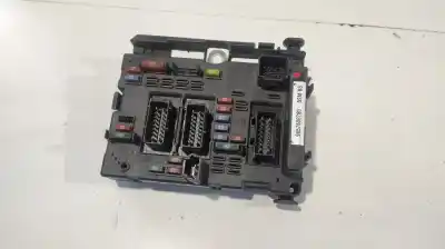 Peça sobressalente para automóvel em segunda mão caixa de fusíveis e relés por peugeot 206 berlina 1.4 hdi referências oem iam 9657608780