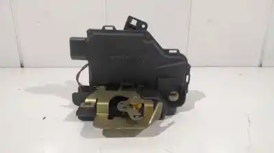 Peça sobressalente para automóvel em segunda mão fechadura da porta dianteira esquerda por audi a4 berlina (8e) 1.8 t sport edition referências oem iam 