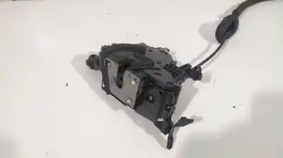 Peça sobressalente para automóvel em segunda mão fechadura da porta dianteira esquerda por renault captur limited referências oem iam 805031332r  