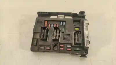 Pezzo di ricambio per auto di seconda mano scatola relè/fusibili per peugeot 1007 sporty riferimenti oem iam 9650618380