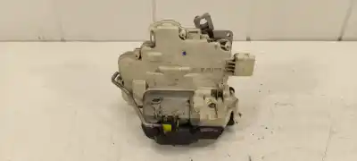 Peça sobressalente para automóvel em segunda mão fechadura da porta traseira esquerda por audi a4 avant (8e) 2.0 tdi referências oem iam 8e0839015aa