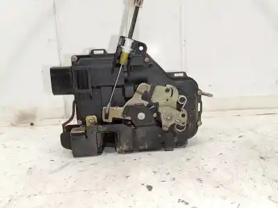 Peça sobressalente para automóvel em segunda mão fechadura da porta dianteira direita por audi a6 berlina (4b2) 2.5 v6 24v tdi referências oem iam 