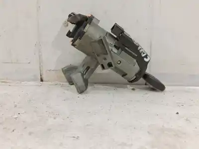 Second-hand car spare part ignition switch for toyota corolla (_e12_) 1.4 d (nde120_) oem iam references   