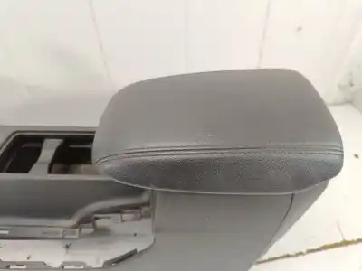 Pezzo di ricambio per auto di seconda mano bracciolo centrale per ford focus iii 1.5 d 120cv riferimenti oem iam   