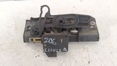 Pièce détachée automobile d'occasion poignée extérieure de coffre / hayon pour peugeot 206 berlina xs références oem iam   