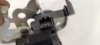 Автозапчастина б/у замок багажника / ворот для audi a1 (8x) attraction посилання на oem iam 8k9827505a  