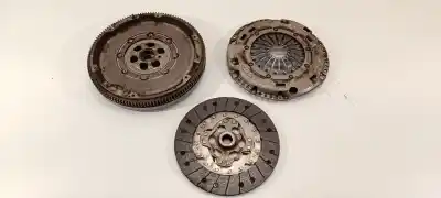 Peça sobressalente para automóvel em segunda mão kit de embreagem por audi a3 sportback (8va) ambiente referências oem iam 03l105266bt