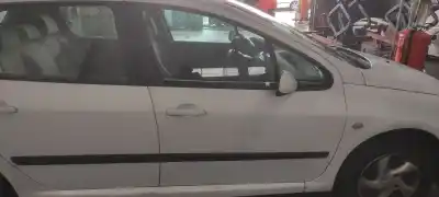 Peça sobressalente para automóvel em segunda mão porta dianteira direita por peugeot 307 (3a/c) 2.0 hdi 90 referências oem iam 