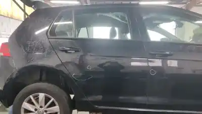Peça sobressalente para automóvel em segunda mão PORTA DO AUTOMÓVEL TRASEIRA DIREITA por VOLKSWAGEN GOLF VII LIM. (BQ1)  Referências OEM IAM 5G4833056AC  