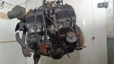 Pièce détachée automobile d'occasion moteur complet pour renault r8  références oem iam 689-98  