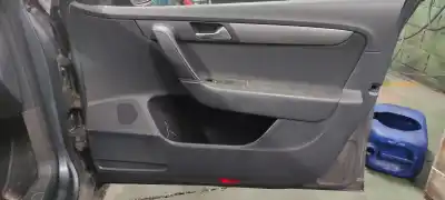 Peça sobressalente para automóvel em segunda mão forra / revestimento da porta dianteira direita por volkswagen passat lim. (362) advance bluemotion referências oem iam 