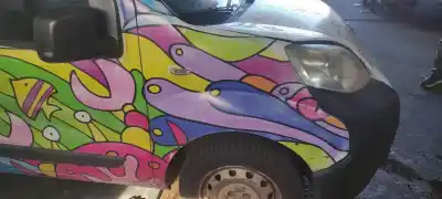 Piesă de schimb auto la mâna a doua aripã dreapta fațã pentru peugeot bipper básico referințe oem iam 