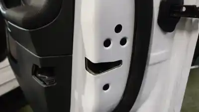 Second-hand car spare part front right door lock for ford focus st-line oem iam references 