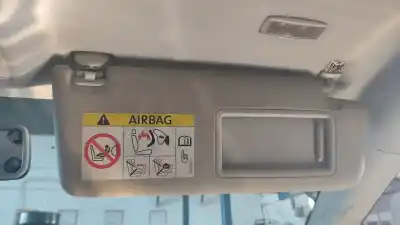 İkinci el araba yedek parçası SAG GÜNESLIK için SKODA SUPERB (3V3)  OEM IAM referansları 5G0 857 552 CJ  