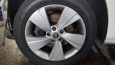 Автозапчастина б/у шина для skoda superb (3v3) 2.0 tdi посилання на oem iam 