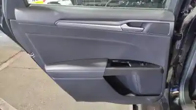 Peça sobressalente para automóvel em segunda mão forra / revestimento da porta traseira esquerda por ford mondeo lim. trend referências oem iam 2431182