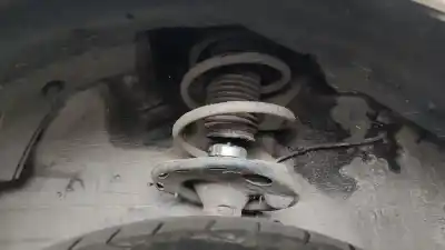 Second-hand car spare part front left shock absorber for toyota verso business oem iam references 