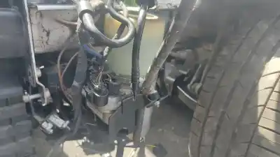 İkinci el araba yedek parçası DIREKSIYON POMPASI için VOLKSWAGEN POLO (6R1)  OEM IAM referansları 6R0423156B  