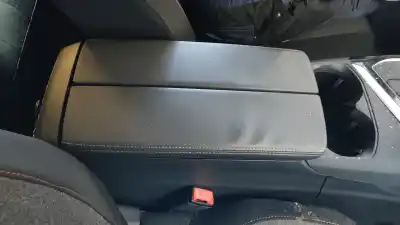 Автозапчастина б/у центральний подлокник для peugeot 3008 suv (mc_, mr_, mj_, m4_) 1.6 bluehdi 120 посилання на oem iam 