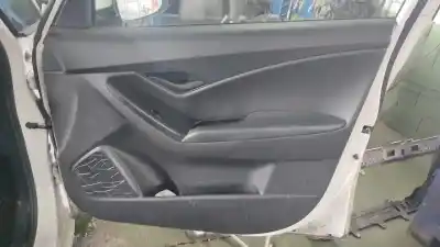 Peça sobressalente para automóvel em segunda mão forra / revestimento da porta dianteira direita por hyundai ix20 gls comfort blue referências oem iam 826291k000eq