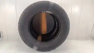 Pièce détachée automobile d'occasion pneu pour mercedes-benz vito furgoneta (w638) 108 d 2.3 (638.064 638.068) références oem iam 195/70/15c 104/102r  