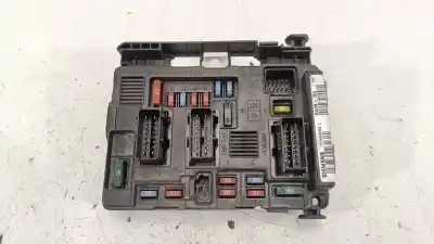 Pezzo di ricambio per auto di seconda mano scatola relè/fusibili per peugeot 1007 (km_) 1.4 hdi riferimenti oem iam 9650618380