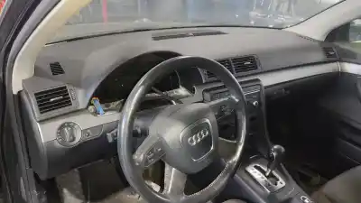 Peça sobressalente para automóvel em segunda mão tablier por audi a4 berlina (8e) 2.0 tdi 16v (103kw) referências oem iam 8e1 857 041 t