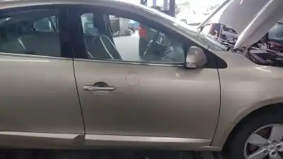 Автозапчастина б/у передні праві двері для renault fluence (l3_) 1.5 dci (l30d, l30l, l306, l33f, l33l, l33m, l33v, l33w) посилання на oem iam 801000321r