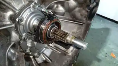 Pezzo di ricambio per auto di seconda mano riduttore per isuzu d-max double cab custom 4wd riferimenti oem iam 8983318580  