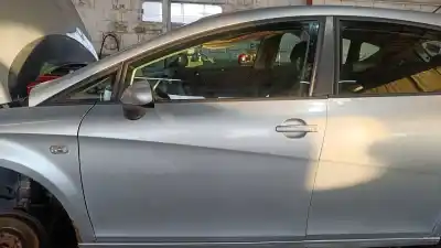 Second-hand car spare part left front door for seat leon (1p1) 2.0 tdi 16v oem iam references 1p0 831 055 a