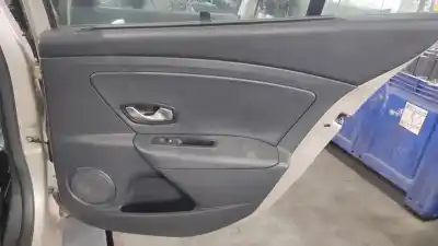 Автозапчастина б/у обликка задніх правіх дверей для renault fluence (l3_) 1.5 dci (l30d, l30l, l306, l33f, l33l, l33m, l33v, l33w) посилання на oem iam 829a00203r