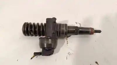 Pezzo di ricambio per auto di seconda mano INIETTORE per SEAT IBIZA IV (6J5, 6P1)  Riferimenti OEM IAM 038130073BP  