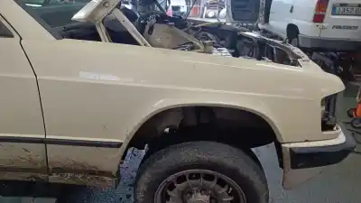 Peça sobressalente para automóvel em segunda mão guarda-lamas dianteiro direito por mercedes-benz 190 (w201) d 2.0 (201.122) referências oem iam a2018811801