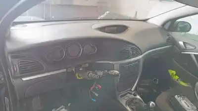 Peça sobressalente para automóvel em segunda mão tablier por citroen c5 ii (rc_) 1.6 hdi (rc8hzb) referências oem iam 8211lx Peça sobressalente para automóvel em segunda mão tablier por citroen c5 ii (rc_) 1.6 hdi (rc8hzb) referências oem iam 8211lx