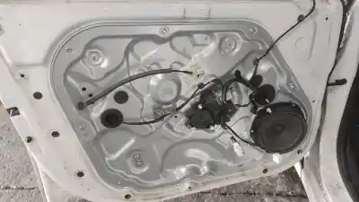 Peça sobressalente para automóvel em segunda mão elevador de vidros dianteira esquerda por hyundai ix20 gls comfort blue referências oem iam 