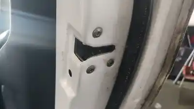 Peça sobressalente para automóvel em segunda mão fechadura da porta traseira direita por hyundai ix20 gls comfort blue referências oem iam 