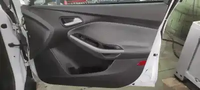 Second-hand car spare part right front door trim for ford focus lim. (cb8) titanium oem iam references 