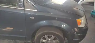 Tweedehands auto-onderdeel rechts voor spatbord voor chrysler grand voyager v (rt) 2.8 crd oem iam-referenties 