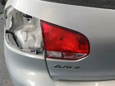 Pièce détachée automobile d'occasion Feu Arrière Gauche Intérieur pour VOLKSWAGEN GOLF VI (5K1) 1.4 TSI Références OEM IAM 5K0945093AB  