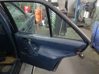 Recambio de automóvil de segunda mano de PUERTA TRASERA DERECHA para MERCEDES 190 (W201)  referencias OEM IAM A 201 730 06 05  